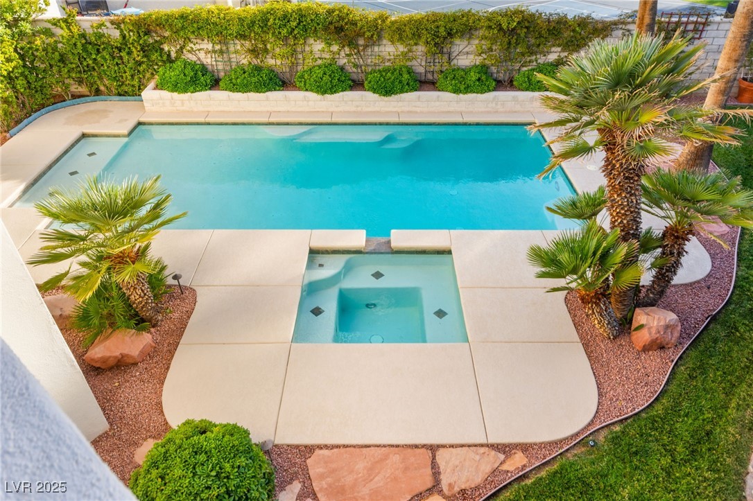 9608 Bottle Creek Lane