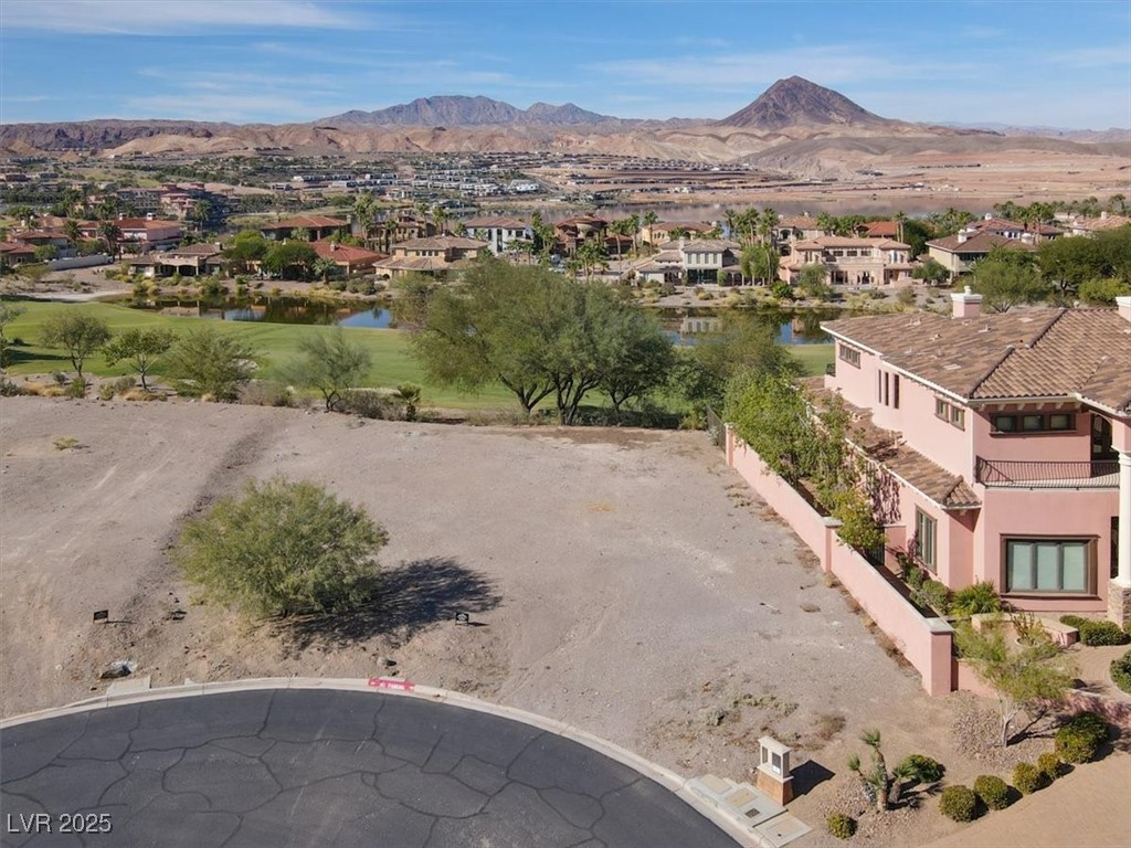 10 Via Ravenna Court