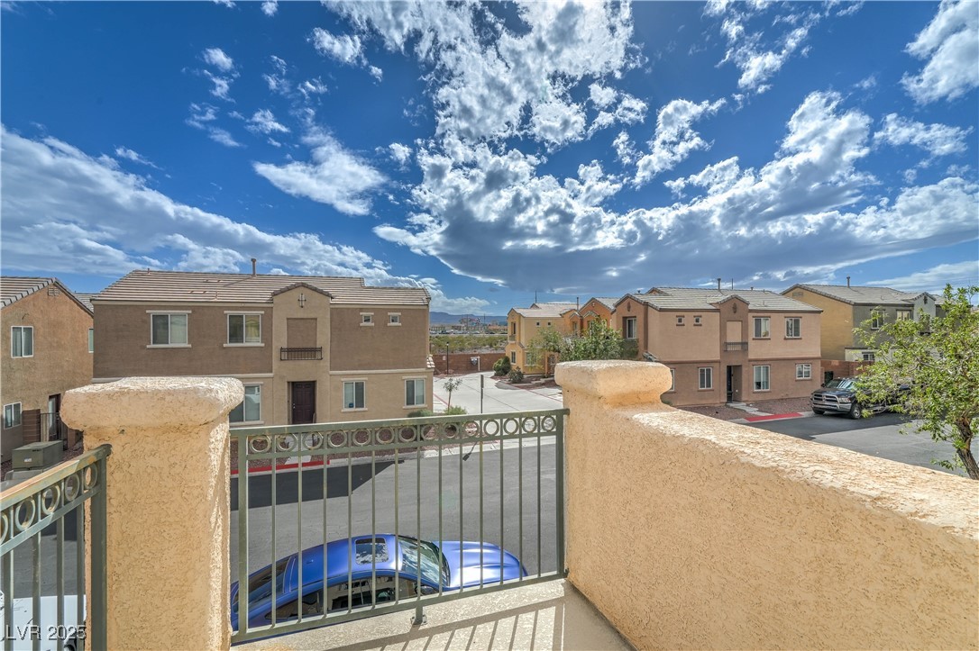 6914 Graceful Cloud Avenue