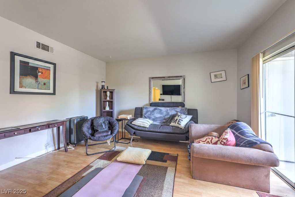 5525 West Flamingo Road 1009