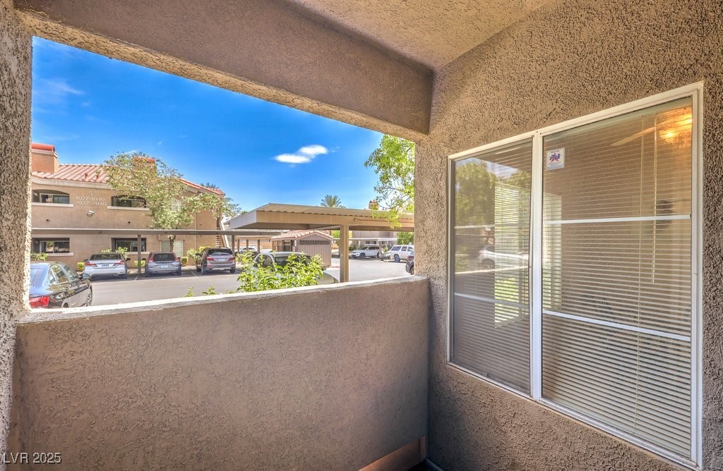 5525 West Flamingo Road 1009