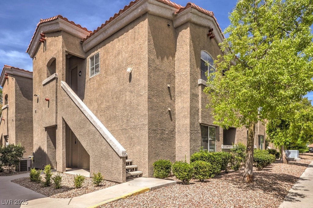 5525 West Flamingo Road 1009