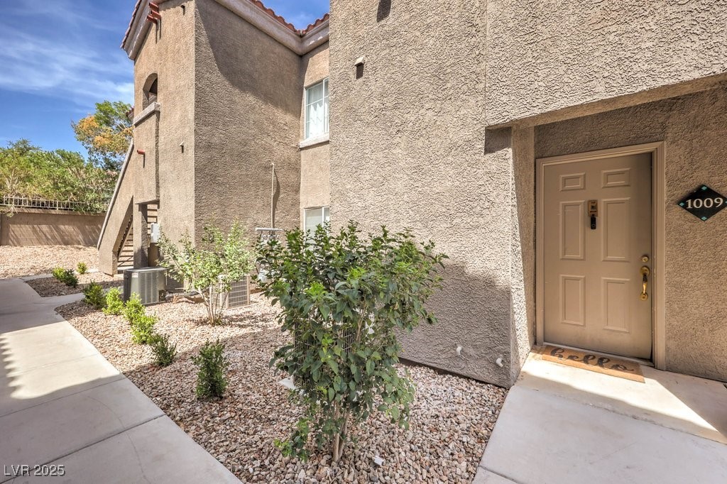 5525 West Flamingo Road 1009