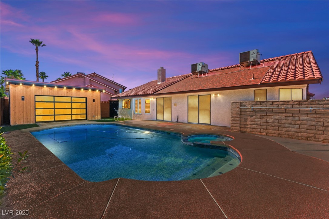 8505 Custer Court