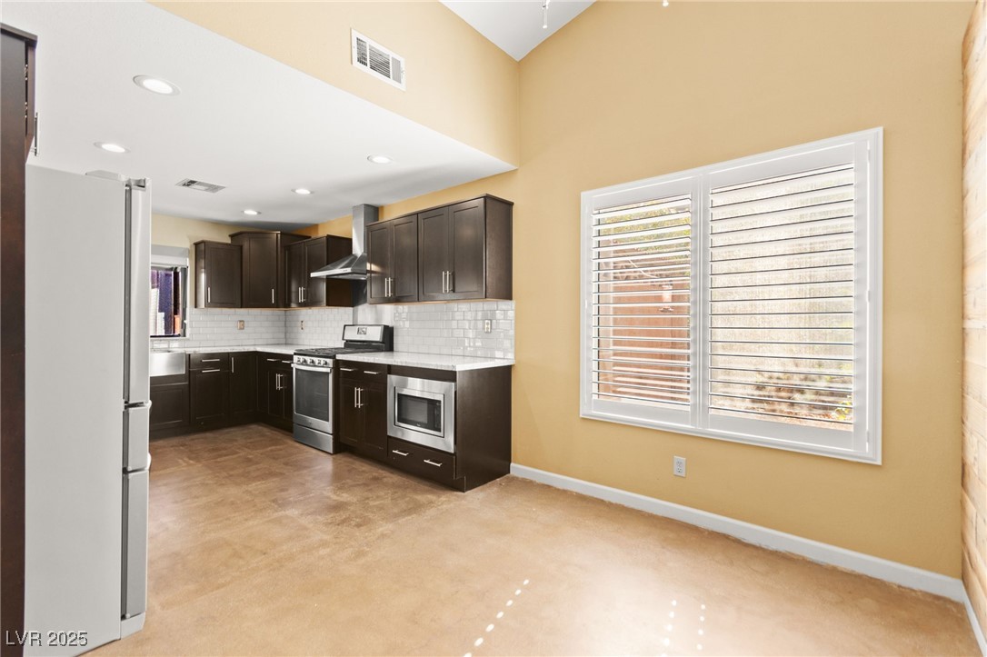 8505 Custer Court