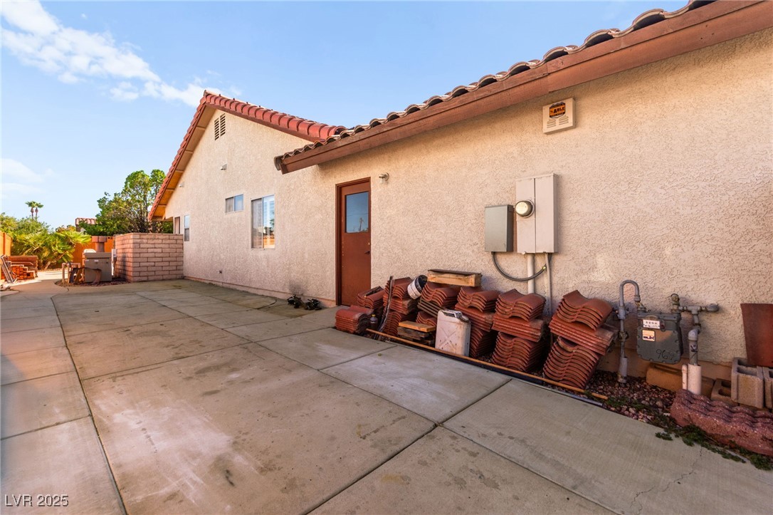 8505 Custer Court