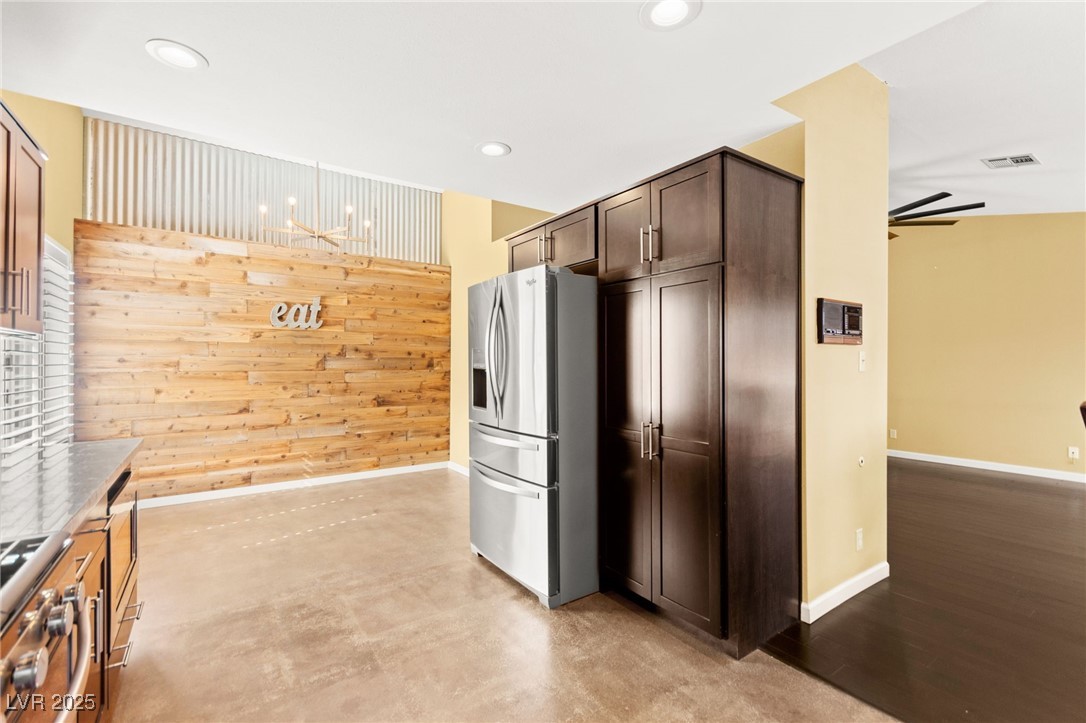 8505 Custer Court