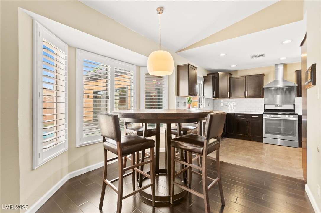 8505 Custer Court
