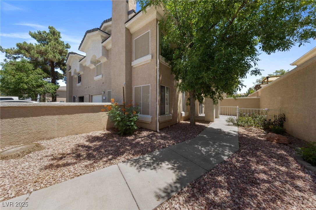 508 Breezy Orchard Street