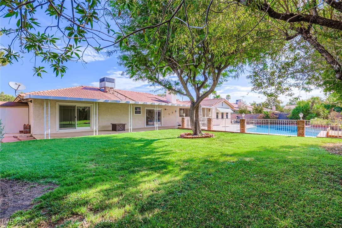 1543 Berendo Drive