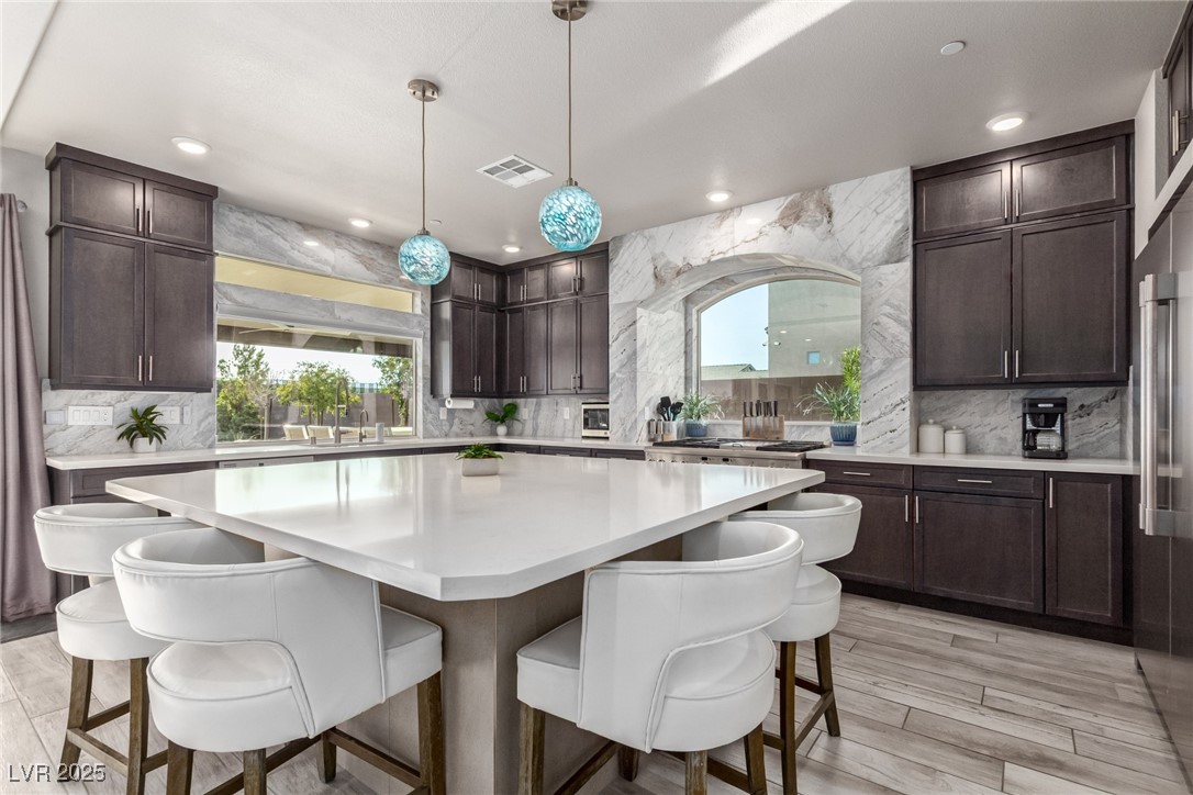 8775 Twisted Vine Lane