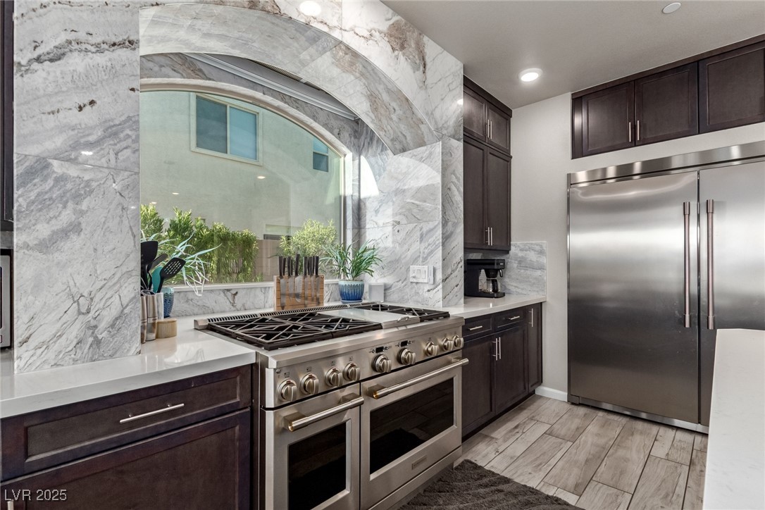 8775 Twisted Vine Lane