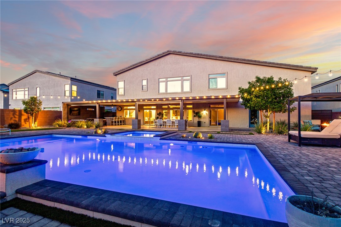 8775 Twisted Vine Lane