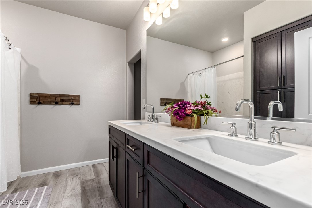 8775 Twisted Vine Lane