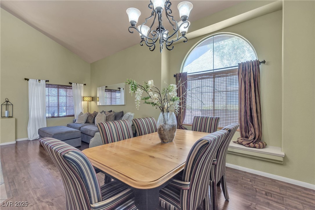 1030 Secluded Acres