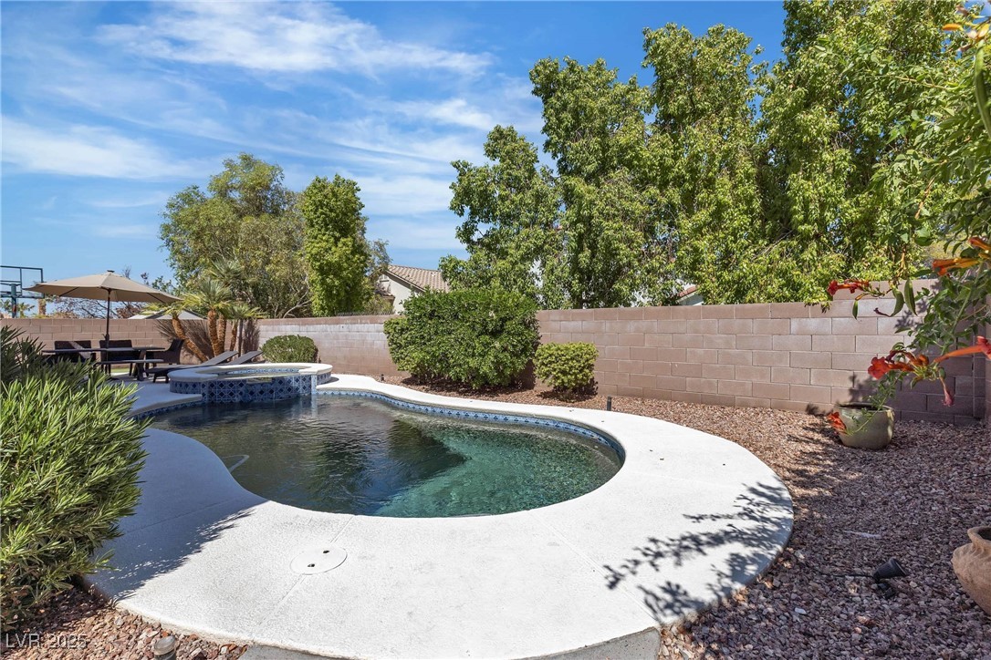 1030 Secluded Acres
