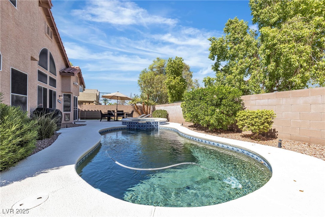 1030 Secluded Acres