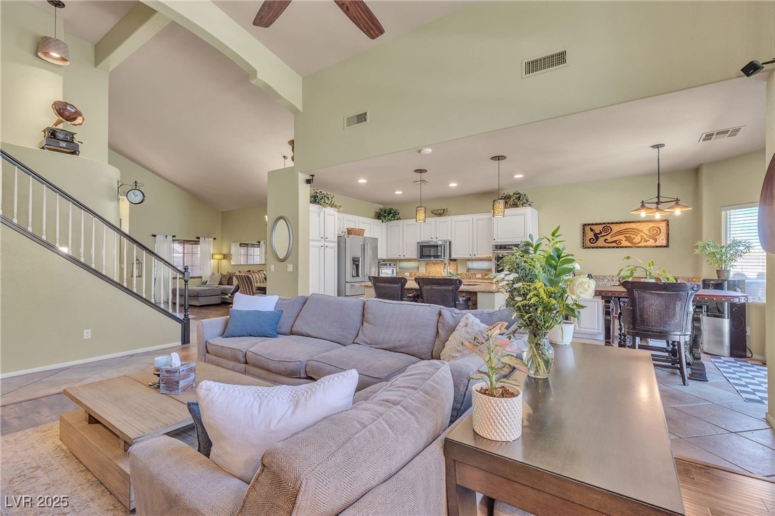 1030 Secluded Acres