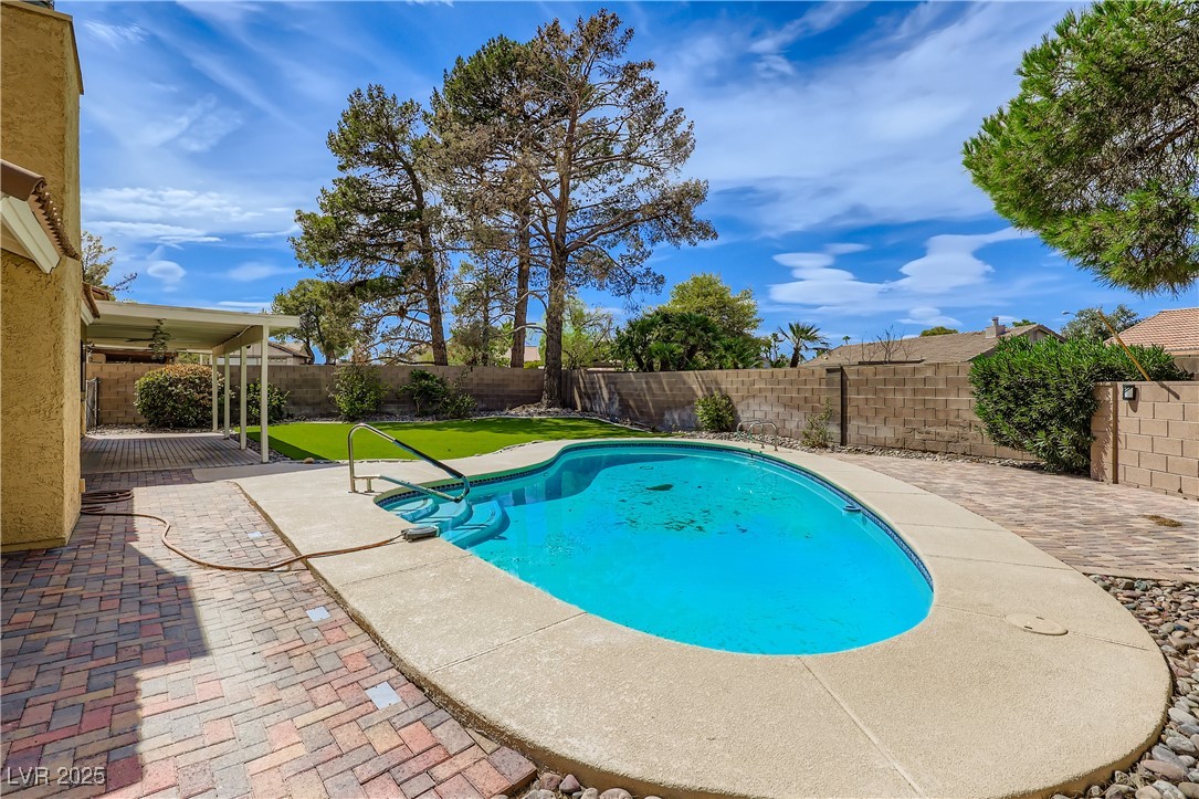 3096 Shadowridge Avenue