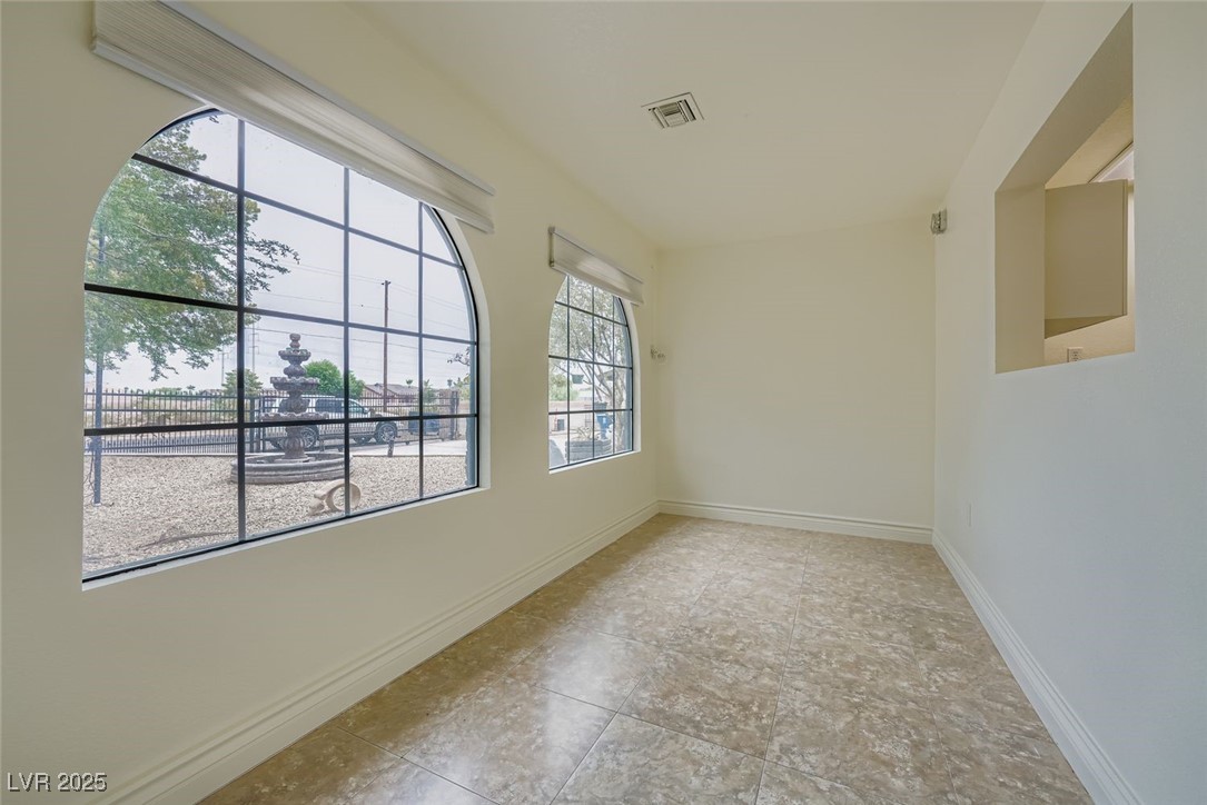 10410 La Cienega Street