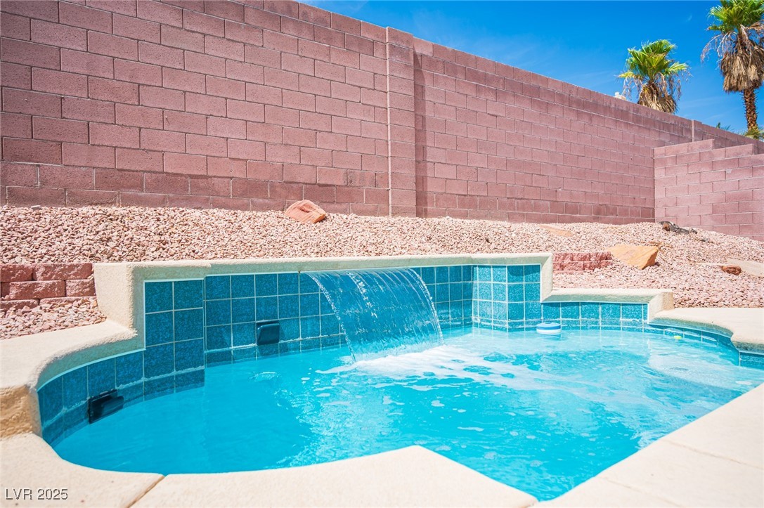 7549 Mermaid Song Court