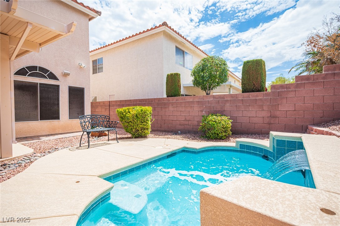 7549 Mermaid Song Court