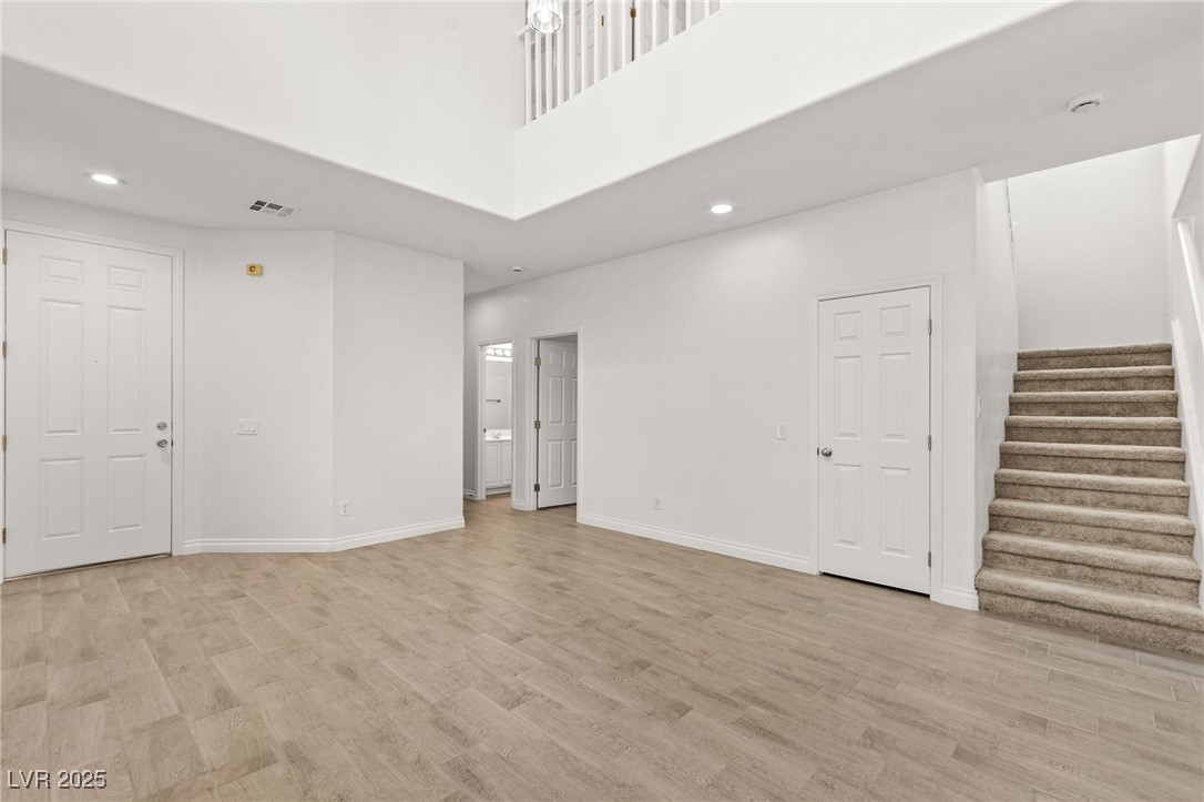 6266 Copper Light Street