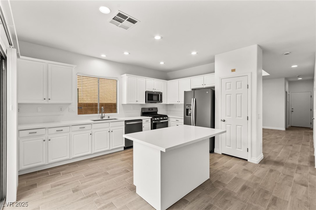 6266 Copper Light Street