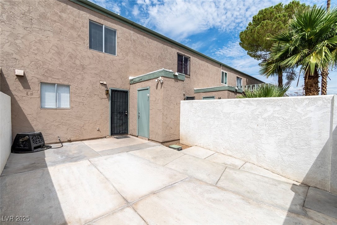 5911 Vegas Drive