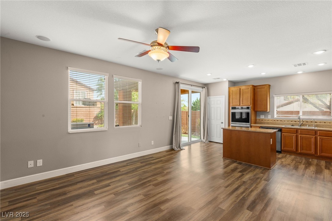 586 Wealdston Court