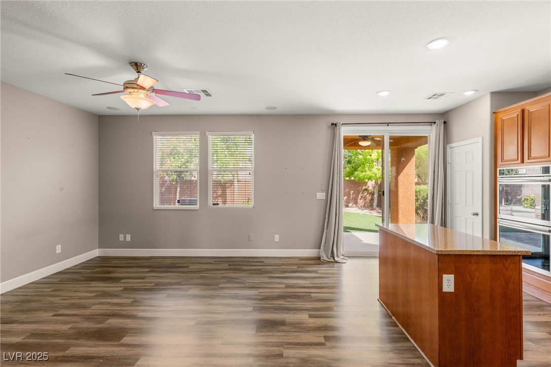 586 Wealdston Court