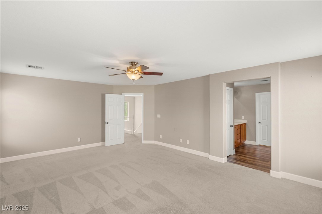586 Wealdston Court