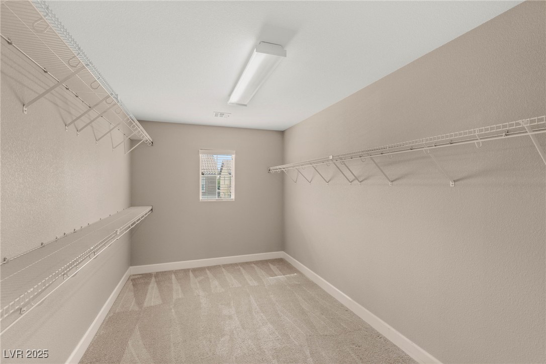 586 Wealdston Court