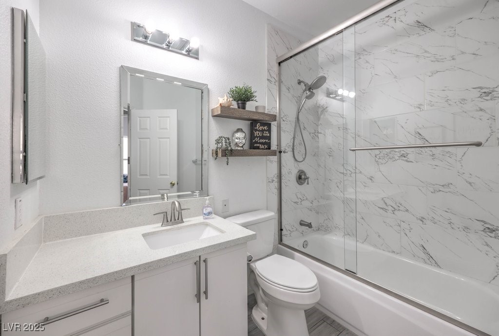 3528 Silver Lantern Drive