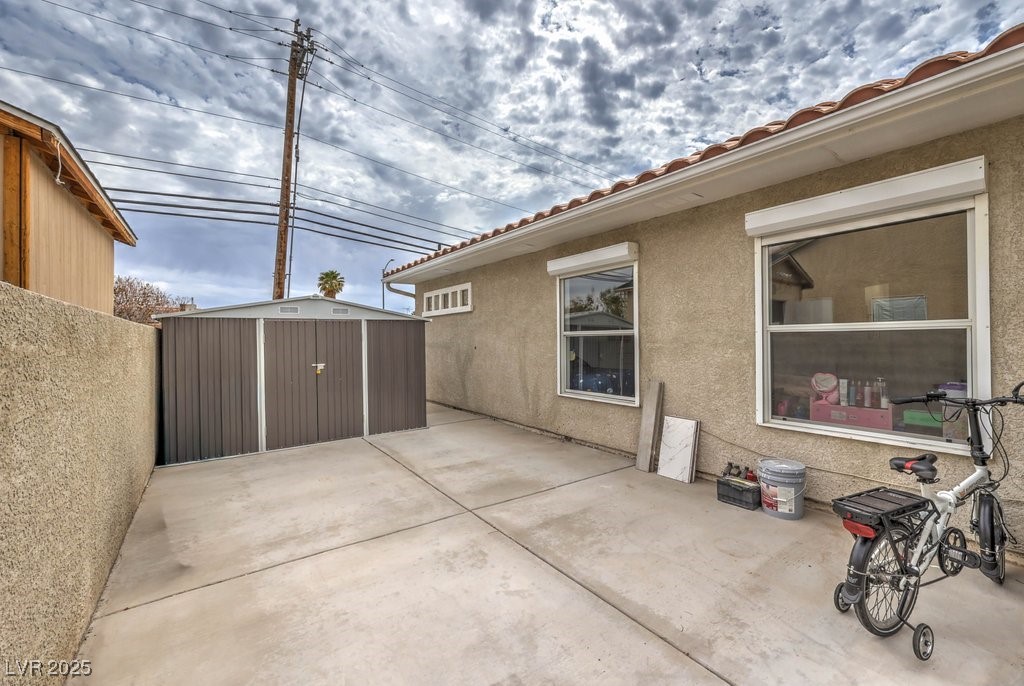 3528 Silver Lantern Drive