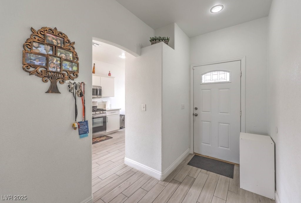 3528 Silver Lantern Drive