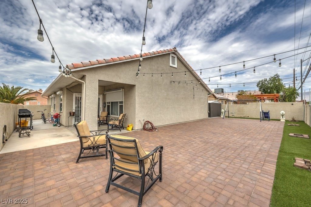 3528 Silver Lantern Drive