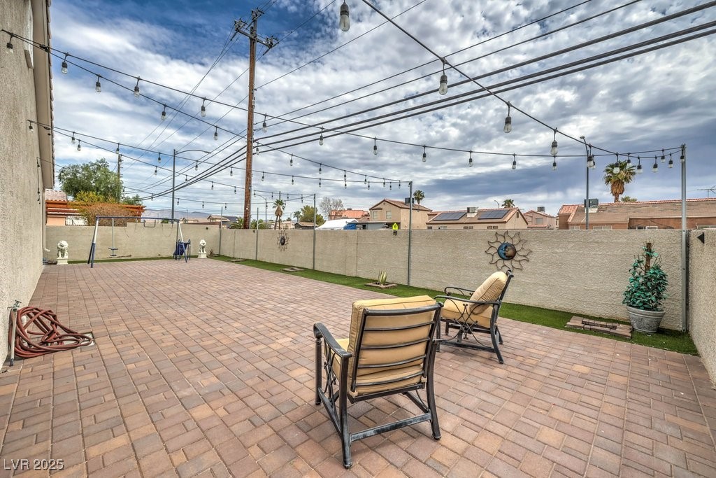 3528 Silver Lantern Drive