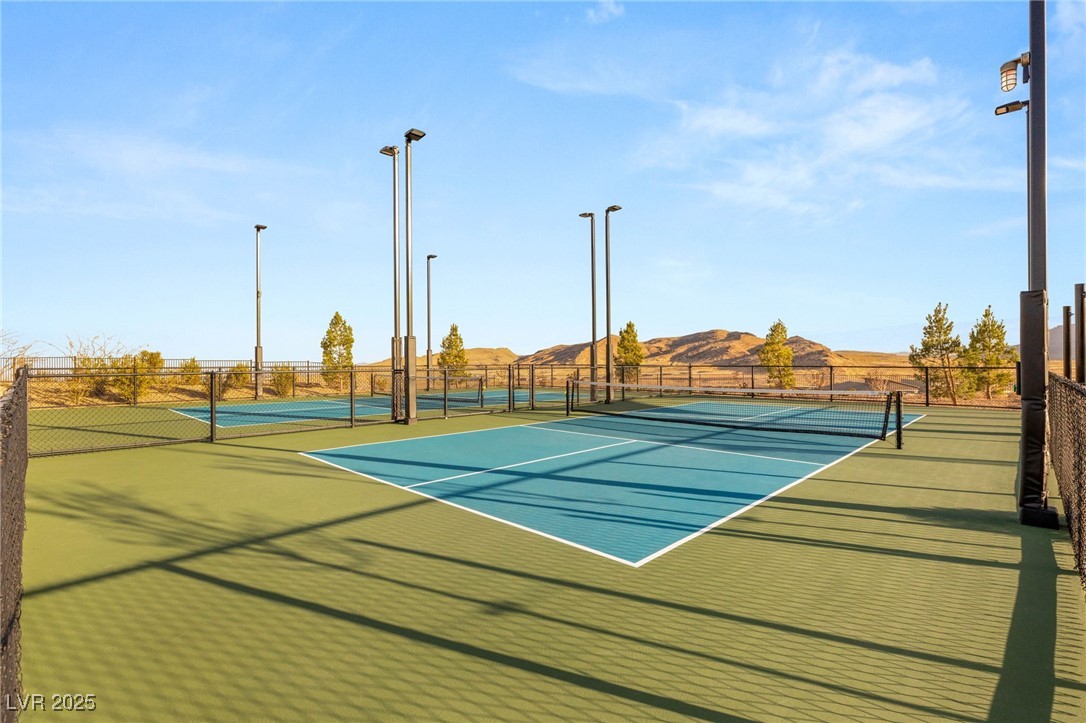 912 Calluna Hills Lane