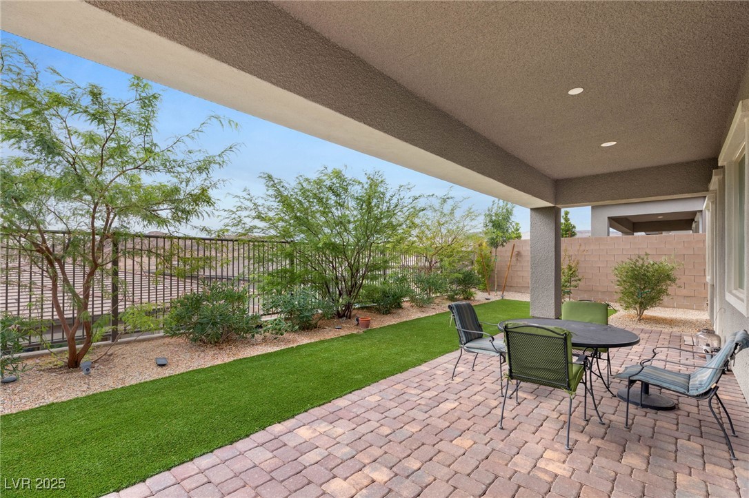 912 Calluna Hills Lane