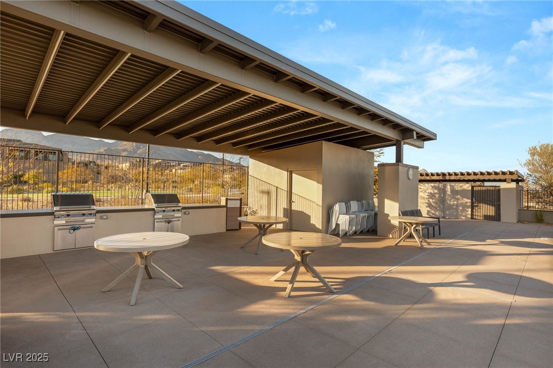912 Calluna Hills Lane