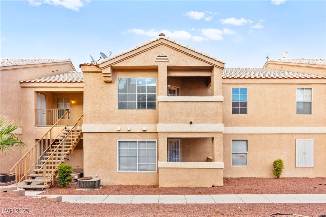 1830 North Pecos Road 236