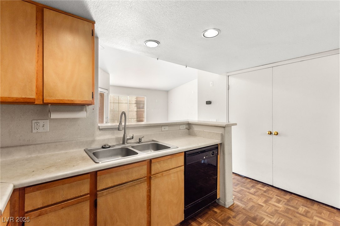 1830 North Pecos Road 236