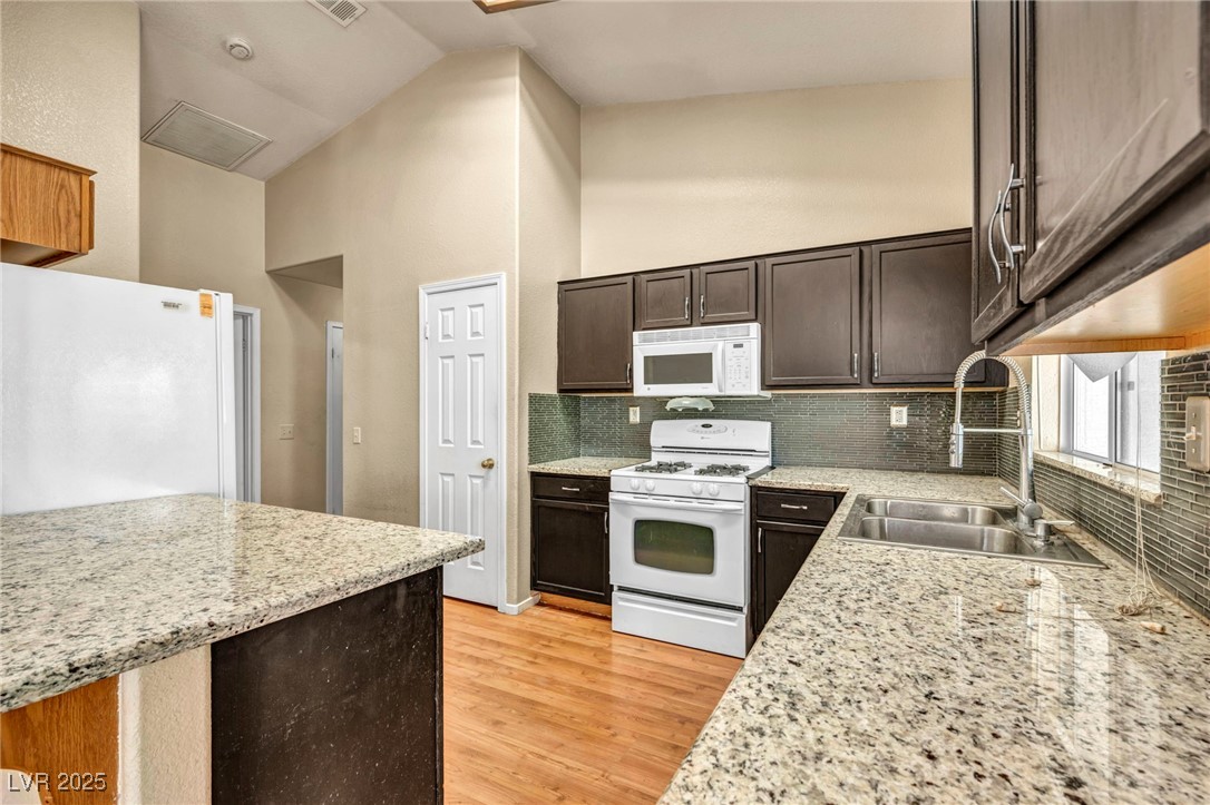 3810 Scotsman Way