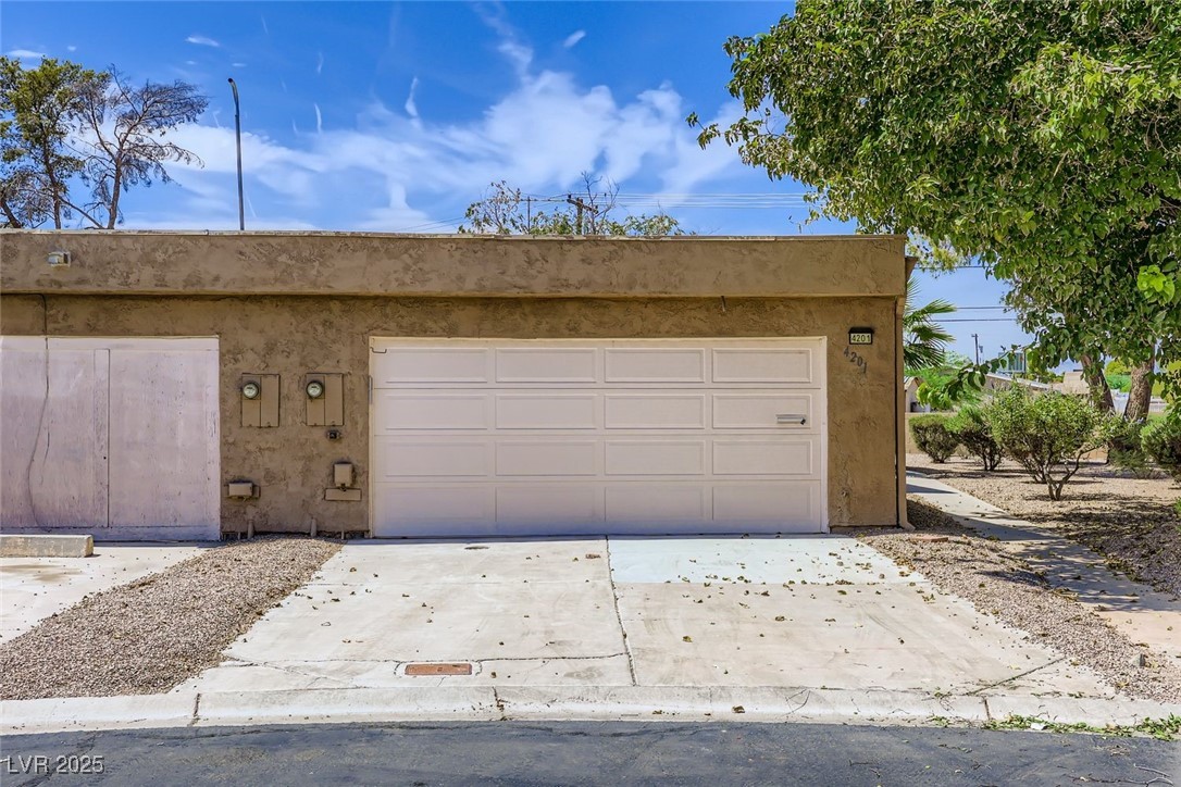 4201 Essex Green Court