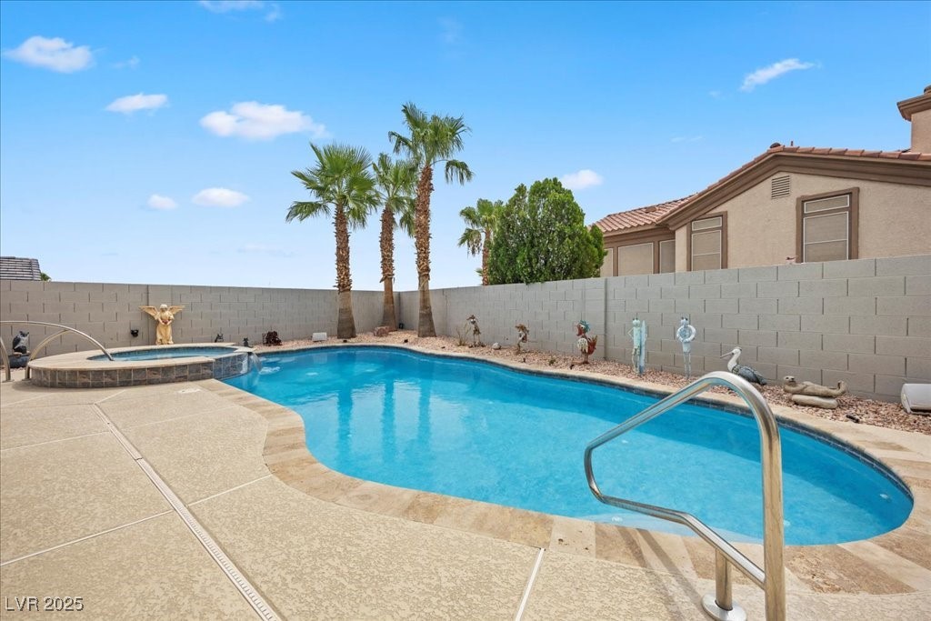 8911 Lansberry Court