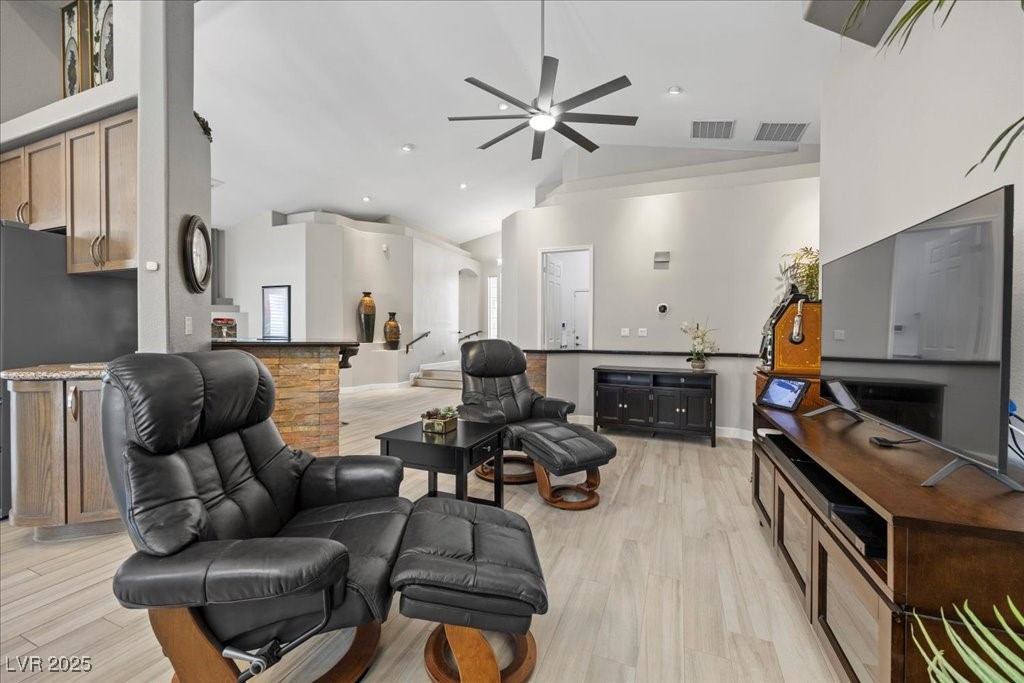 8911 Lansberry Court