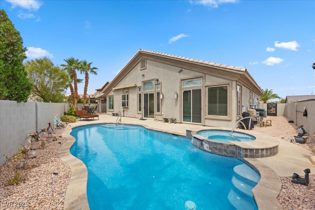 8911 Lansberry Court