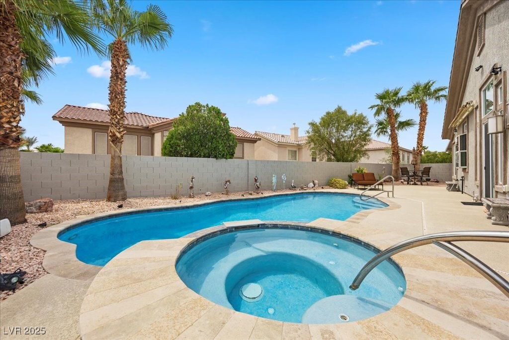8911 Lansberry Court
