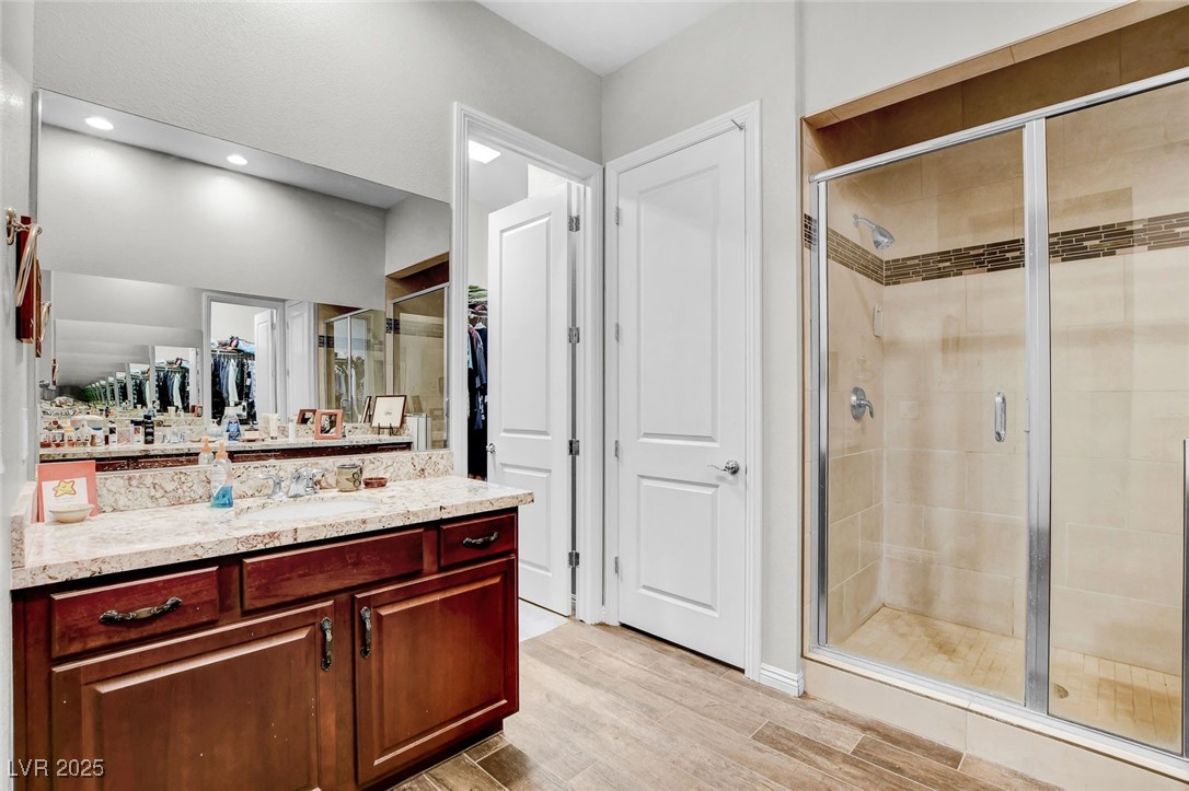 6803 Regency Crest Avenue